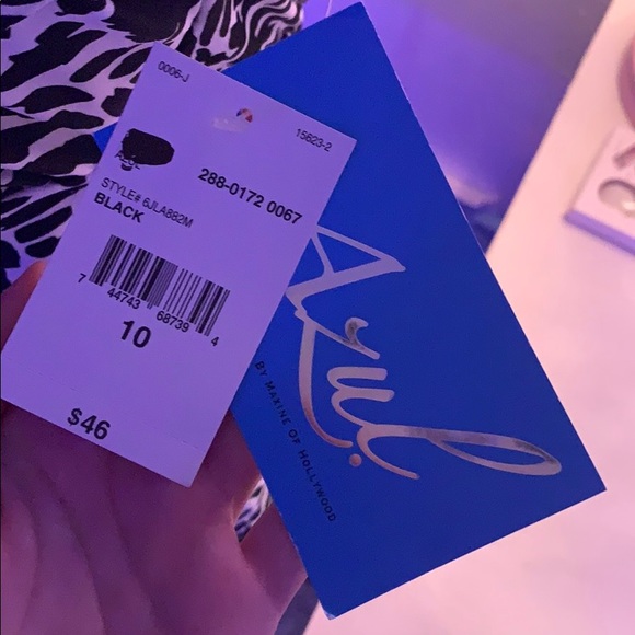 Azul by Maxine Flyaway Tankini Swim Top - Picture 3 of 3